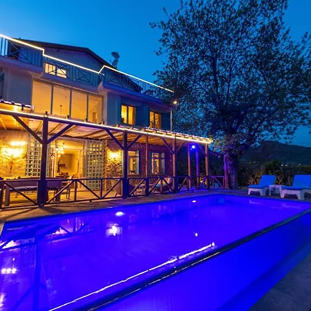 Acgua Casa Kayakoy'de 5 Yatak Odali Mustakil Vilă
